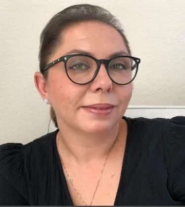 Advisor Scarlett